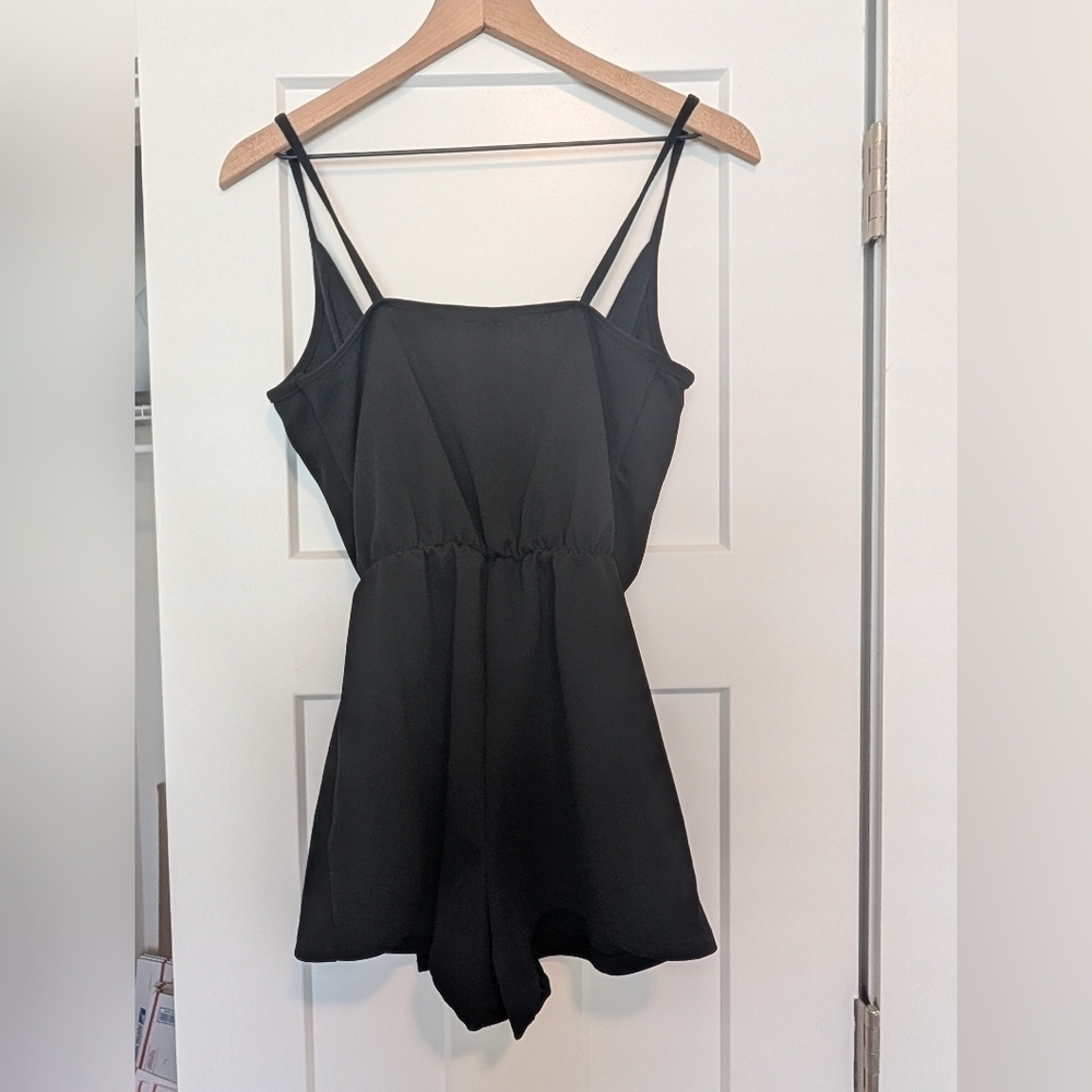 Urban Outfitters Kimchi Blue Black Short Romper XS - Picture 4 of 5